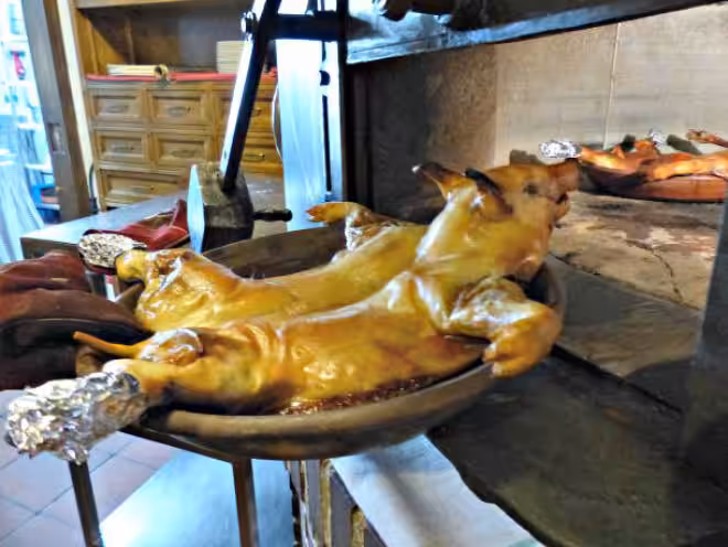 asadores_cochinillo_siboney
