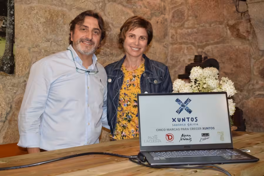 xuntos portas y consejera
