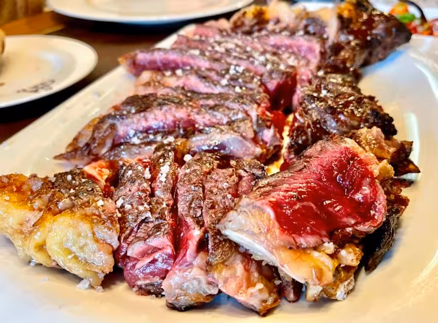 sagardi chuleton cocinado