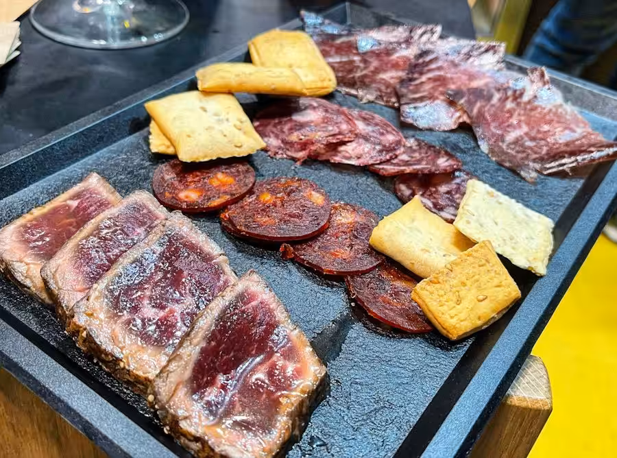 xuntos_embutidos