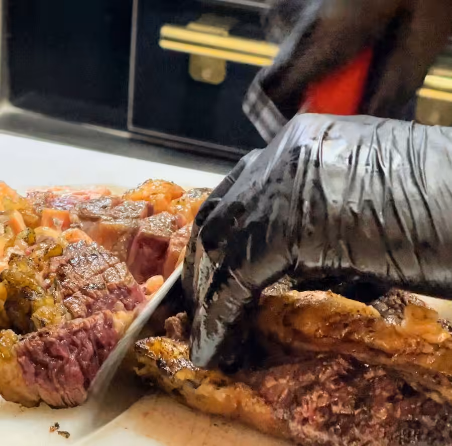 cabrera_cortar_carne