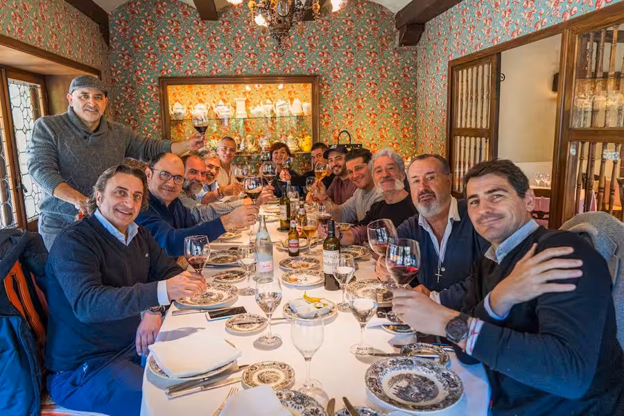 saizar_grupo_landa_mesa