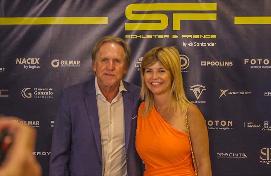 schuster y mujer